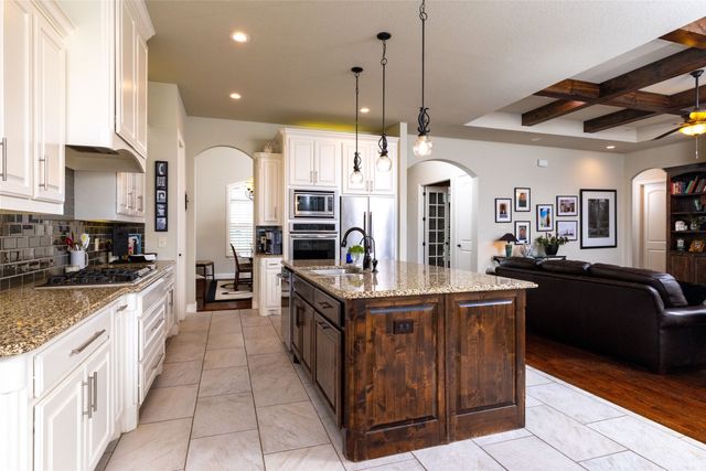 13350 Escalara Lane, Justin, TX 76247