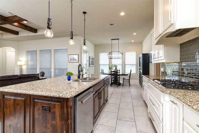 13350 Escalara Lane, Justin, TX 76247