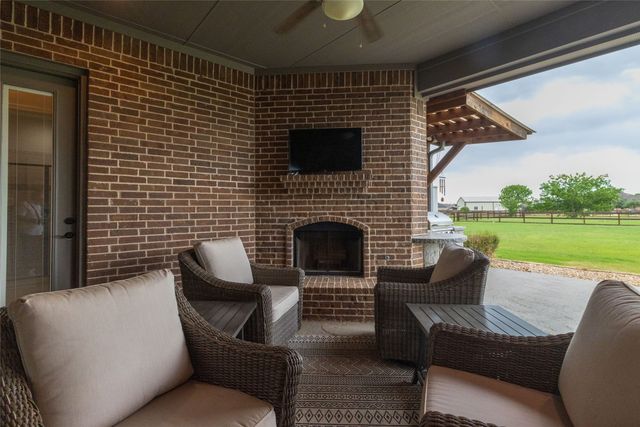 13350 Escalara Lane, Justin, TX 76247