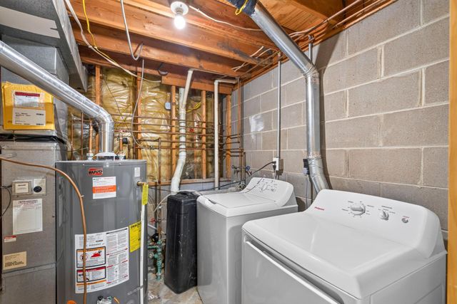 7735 York Lane N, Brooklyn Park, MN 55443