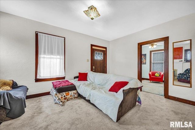 1615 SANTA FE Avenue, Chillicothe, IL 61523