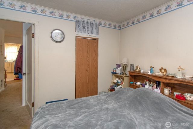 2367 E Fourth Avenue, Port Angeles, WA 98362