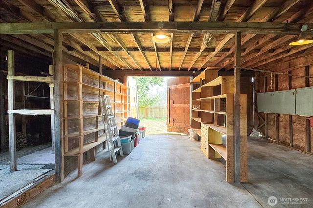 2367 E Fourth Avenue, Port Angeles, WA 98362