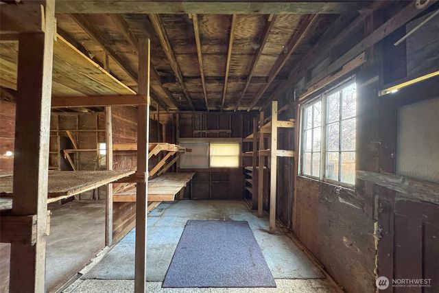 2367 E Fourth Avenue, Port Angeles, WA 98362