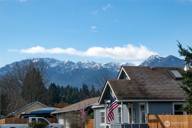 2367 E Fourth Avenue, Port Angeles, WA 98362