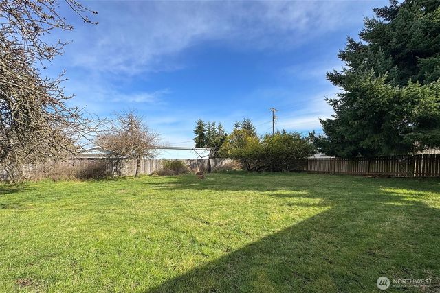 2367 E Fourth Avenue, Port Angeles, WA 98362