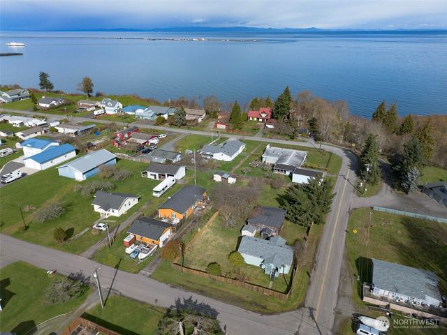2367 E Fourth Avenue, Port Angeles, WA 98362