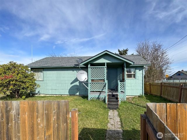 2367 E Fourth Avenue, Port Angeles, WA 98362