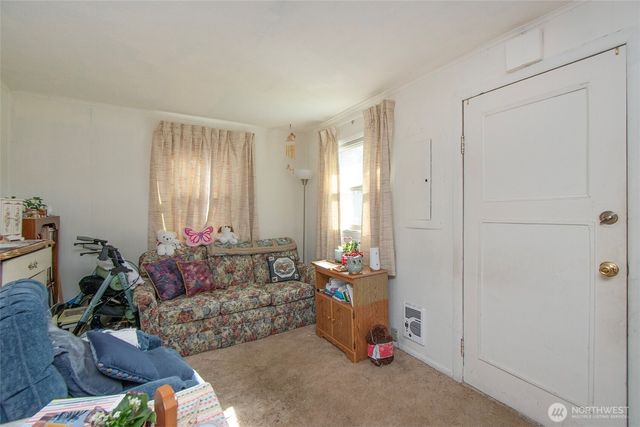 2367 E Fourth Avenue, Port Angeles, WA 98362