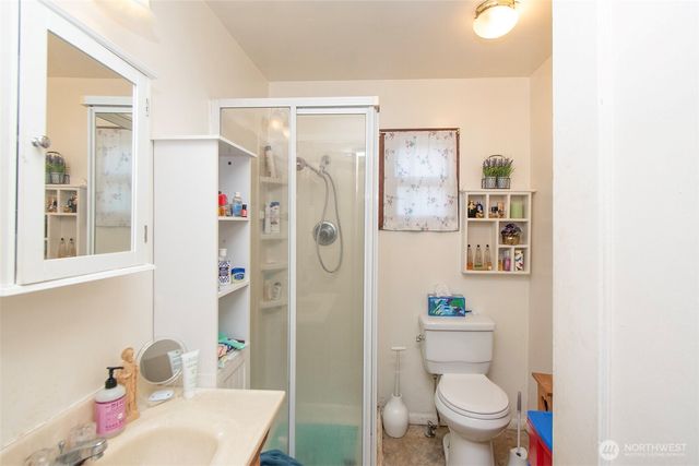 2367 E Fourth Avenue, Port Angeles, WA 98362