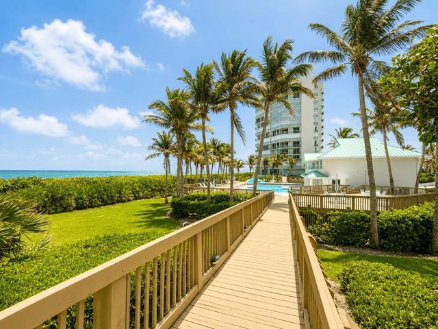 8600 S OCEAN DRIVE 402, Jensen Beach, FL 34957