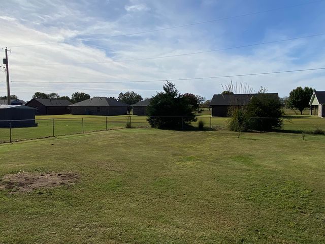 2122 P Street SW, Miami, OK 74354