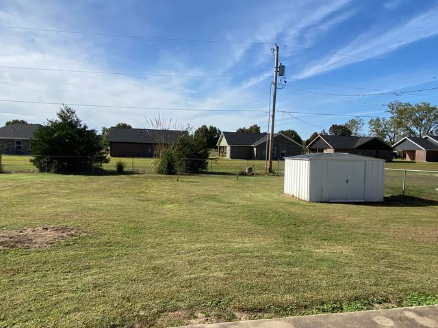 2122 P Street SW, Miami, OK 74354