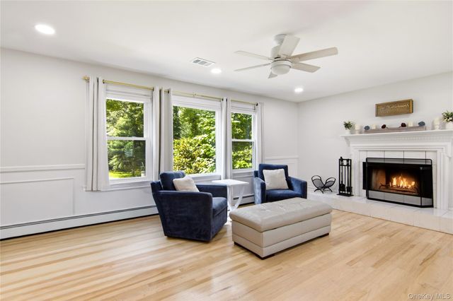 45 Meadow Glen Road, Fort Salonga, NY 11768