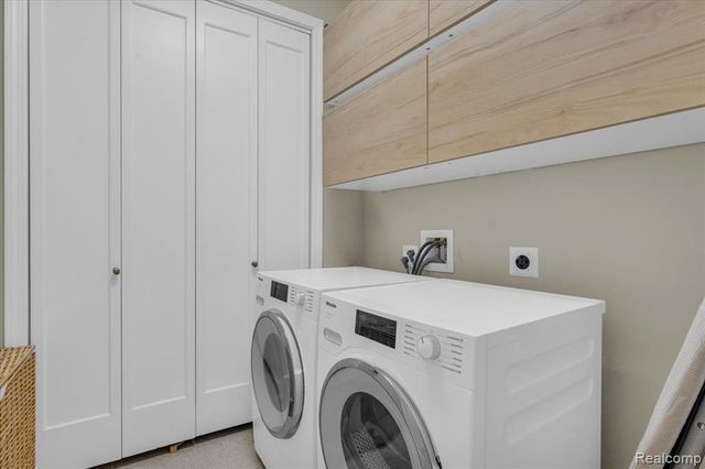 615 W Hancock St 202, Detroit, MI 48201