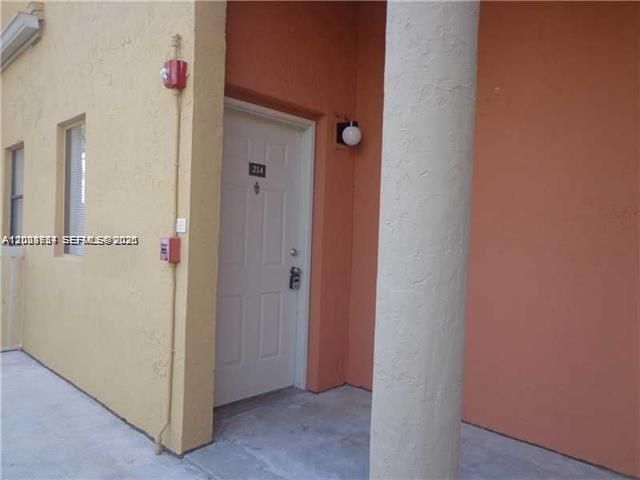 5200 NW 31st Avenue 214, Fort Lauderdale, FL 33309