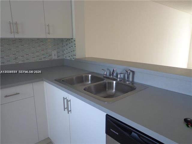 5200 NW 31st Avenue 214, Fort Lauderdale, FL 33309