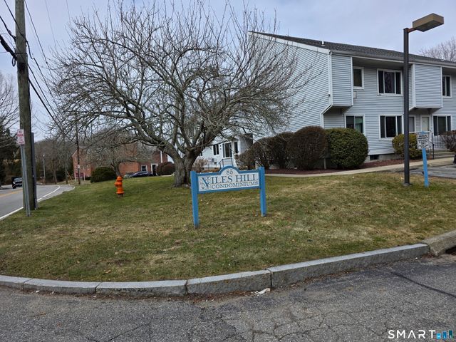 85 Niles Hill Road 13, New London, CT 06320