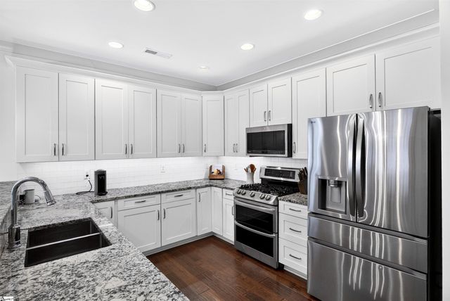 7 Tyler Street, Greenville, SC 29605