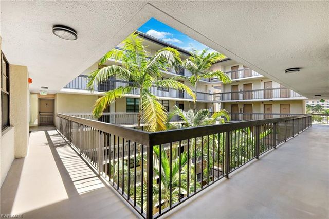 601 Seaview CT C506, Marco Island, FL 34145