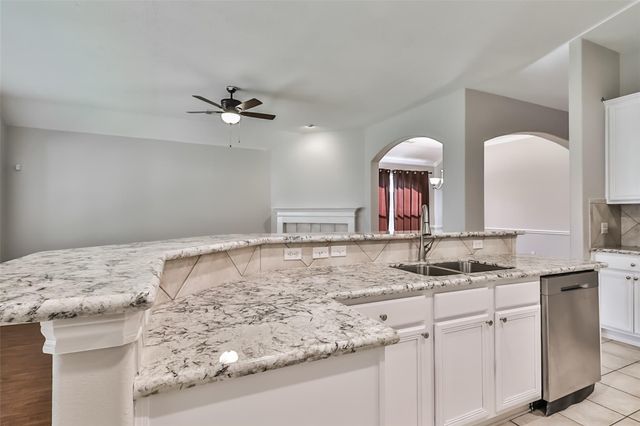 15318 Bent Twig Way, Cypress, TX 77433