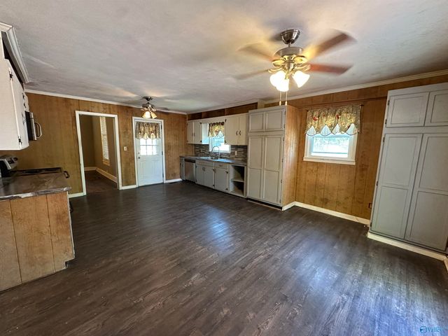 17 Sommersworth Avenue, Gadsden, AL 35904