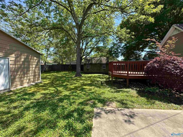 17 Sommersworth Avenue, Gadsden, AL 35904