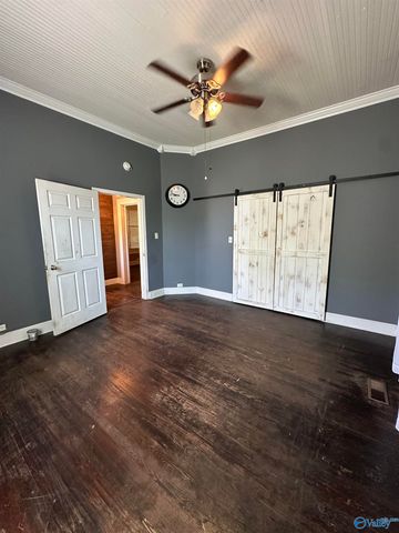 17 Sommersworth Avenue, Gadsden, AL 35904