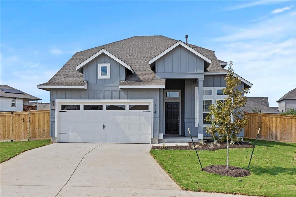 134 Paul Pena DR, San Marcos, TX 78666
