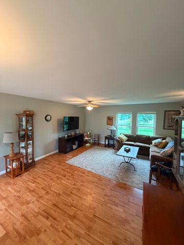 5377 Beard Road 5377 Beard Road, Springfield, OH 45502