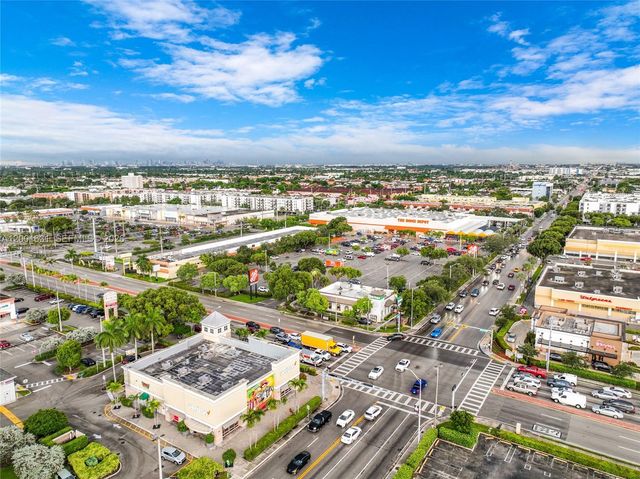1305 W 53rd Street 429, Hialeah, FL 33012