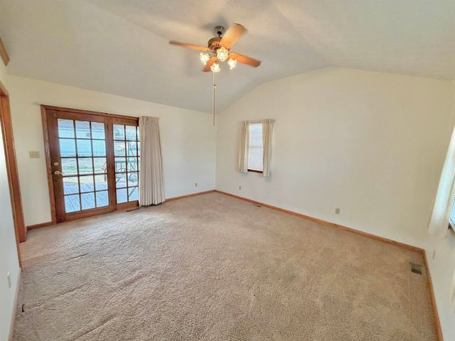 509 McNeil Ave, Point Pleasant, WV 25550