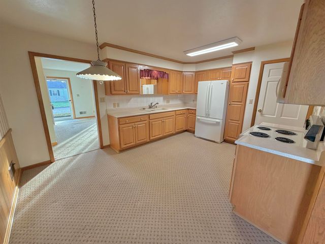 509 McNeil Ave, Point Pleasant, WV 25550