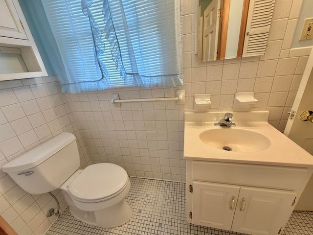 509 McNeil Ave, Point Pleasant, WV 25550