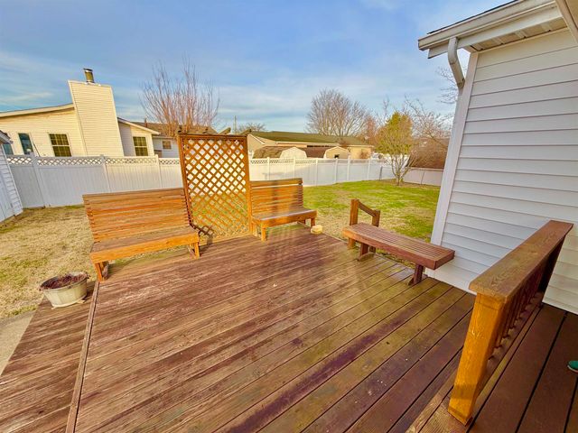 509 McNeil Ave, Point Pleasant, WV 25550