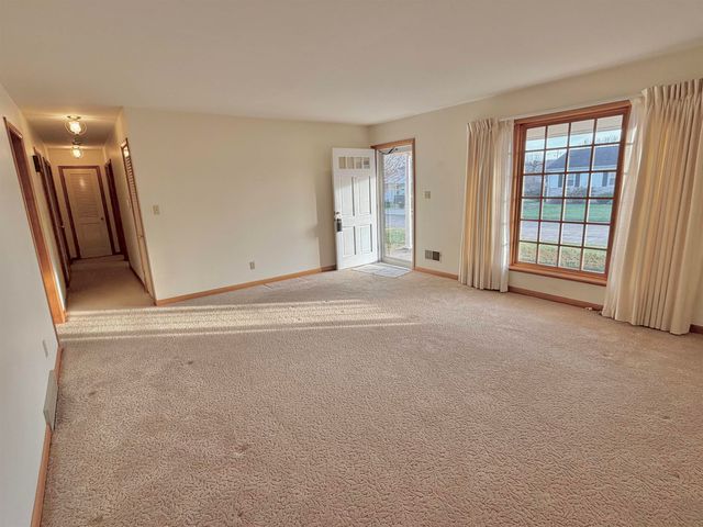 509 McNeil Ave, Point Pleasant, WV 25550