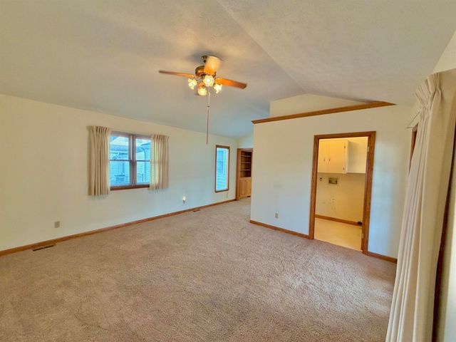 509 McNeil Ave, Point Pleasant, WV 25550