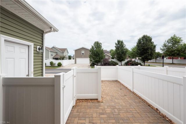 2205 Martlet LN, Virginia Beach, VA 23456