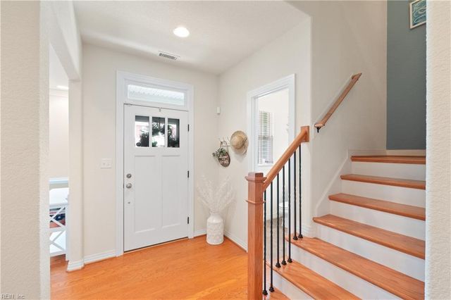 2205 Martlet LN, Virginia Beach, VA 23456