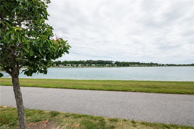 2205 Martlet LN, Virginia Beach, VA 23456