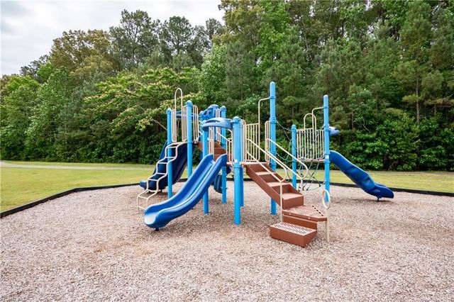 2205 Martlet LN, Virginia Beach, VA 23456
