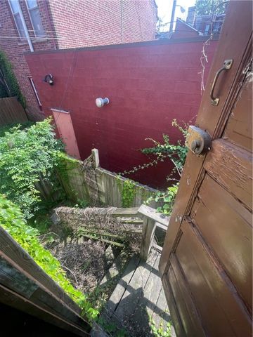 1214 Sherman Ave, Central North Side, PA 15212