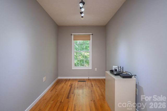 17 Squires Lane, Candler, NC 28715