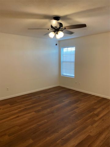 1502 Zephyr LN, Round Rock, TX 78664