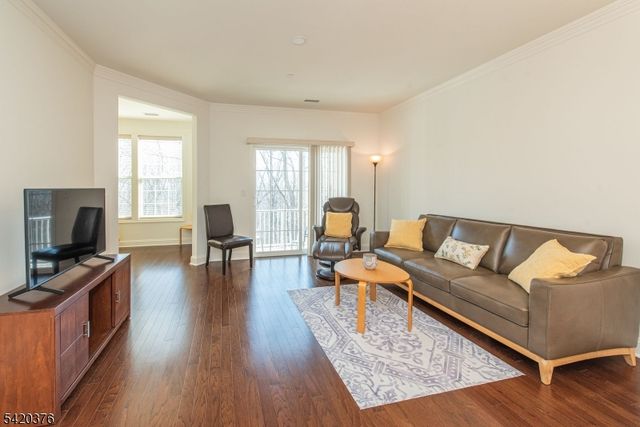 5211 Veterans Dr, Rockaway Twp., NJ 07866