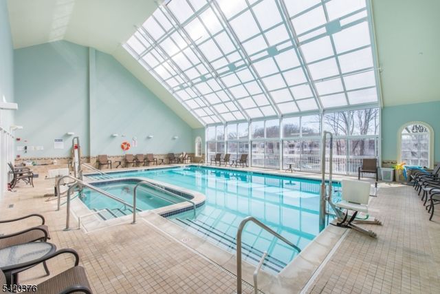 5211 Veterans Dr, Rockaway Twp., NJ 07866