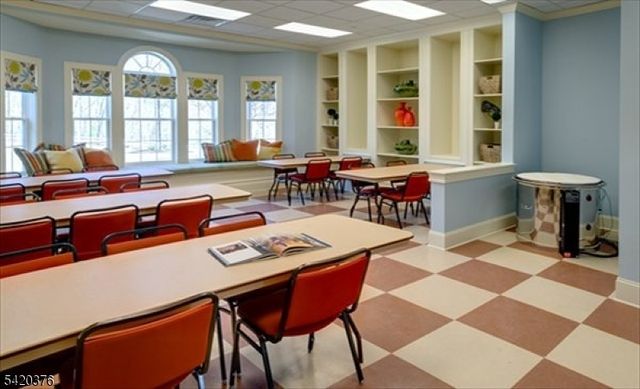 5211 Veterans Dr, Rockaway Twp., NJ 07866