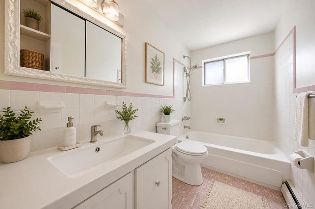 2650 Harvey Avenue, Oceanside, NY 11572