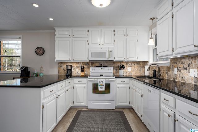 281 COUNTY ROAD 602, Clanton, AL 35046