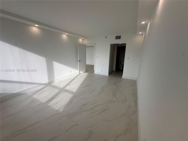 6797 Willow Wood Dr 6043, Boca Raton, FL 33434